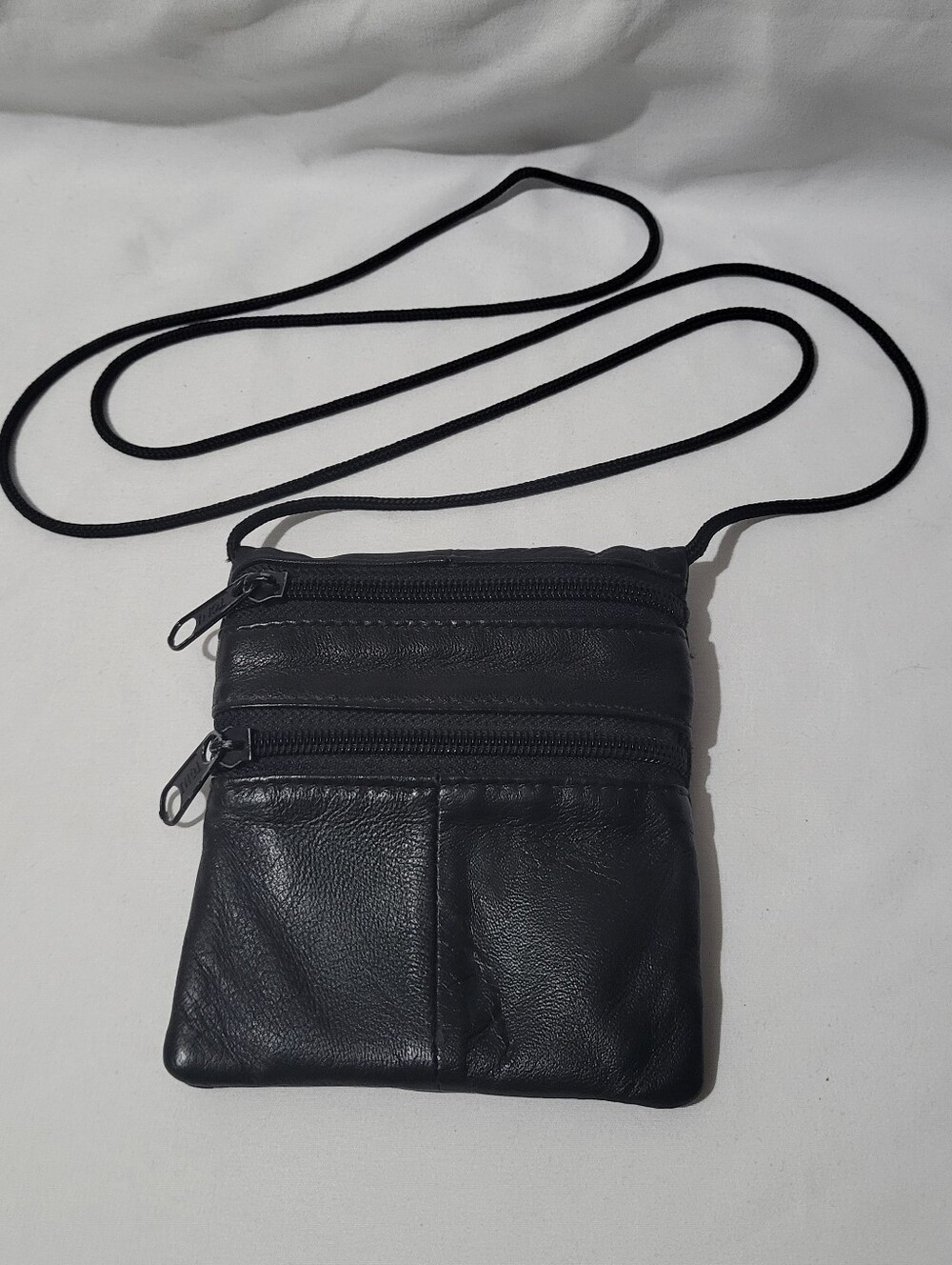 Retro Toni Leather Bag Small Passport Pocket Crossbody